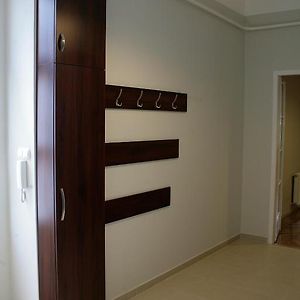 Uitgebreid Appartement met Twee Slaapkamers